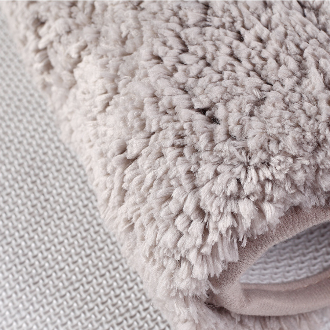 Ondra Rug